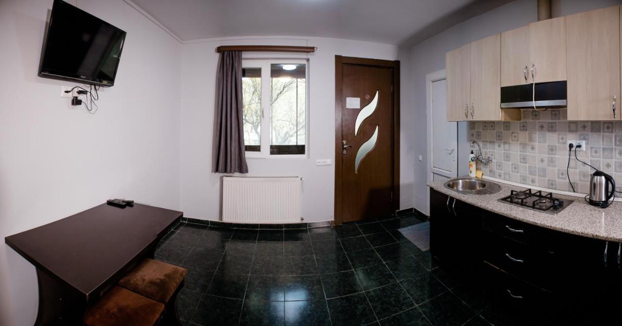 Hotel Salosi Tbilisi Ngoại thất bức ảnh
